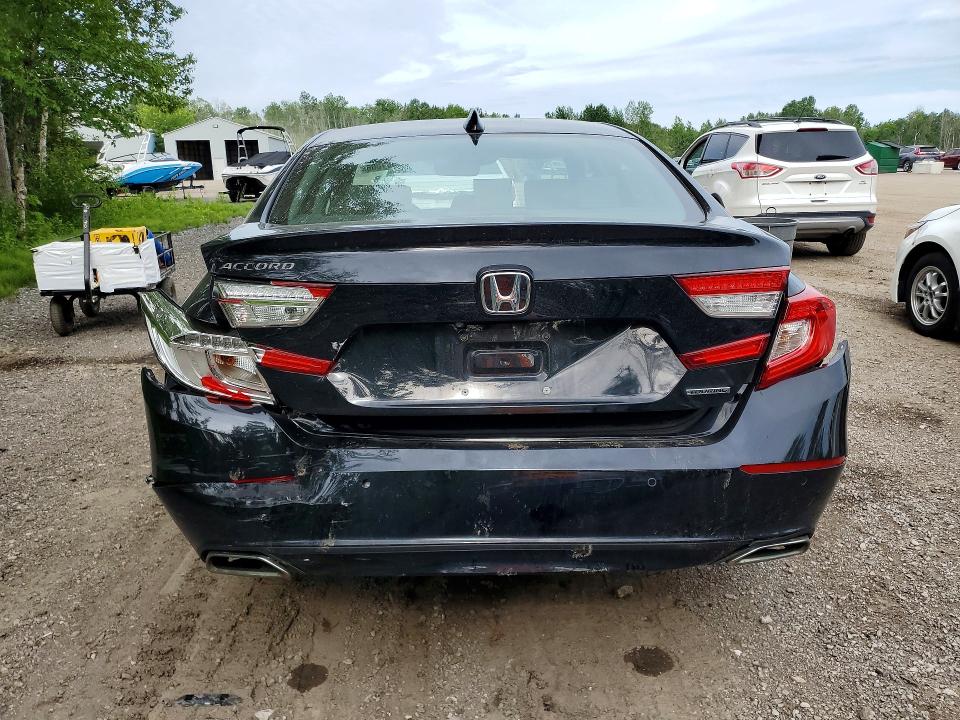 Продажа на аукционе авто 2018 Honda Accord, vin: 1HGCV1F97JA807929, номер лота: 58051606