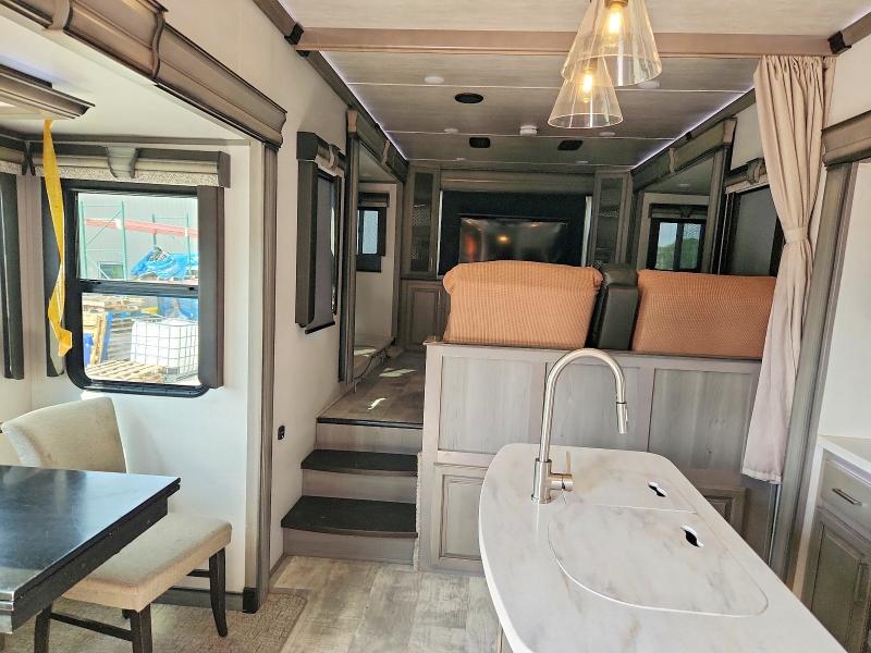 Продажа на аукционе авто 2020 Dutchman 3791rd, vin: 4YDF37927L4702910, номер лота: 55969926
