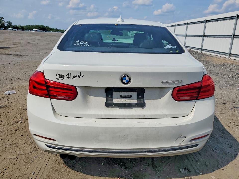 2016 Bmw 328 მანქანა იყიდება აუქციონზე, vin: WBA8E9C54GK647111, აუქციონის ნომერი: 57152196