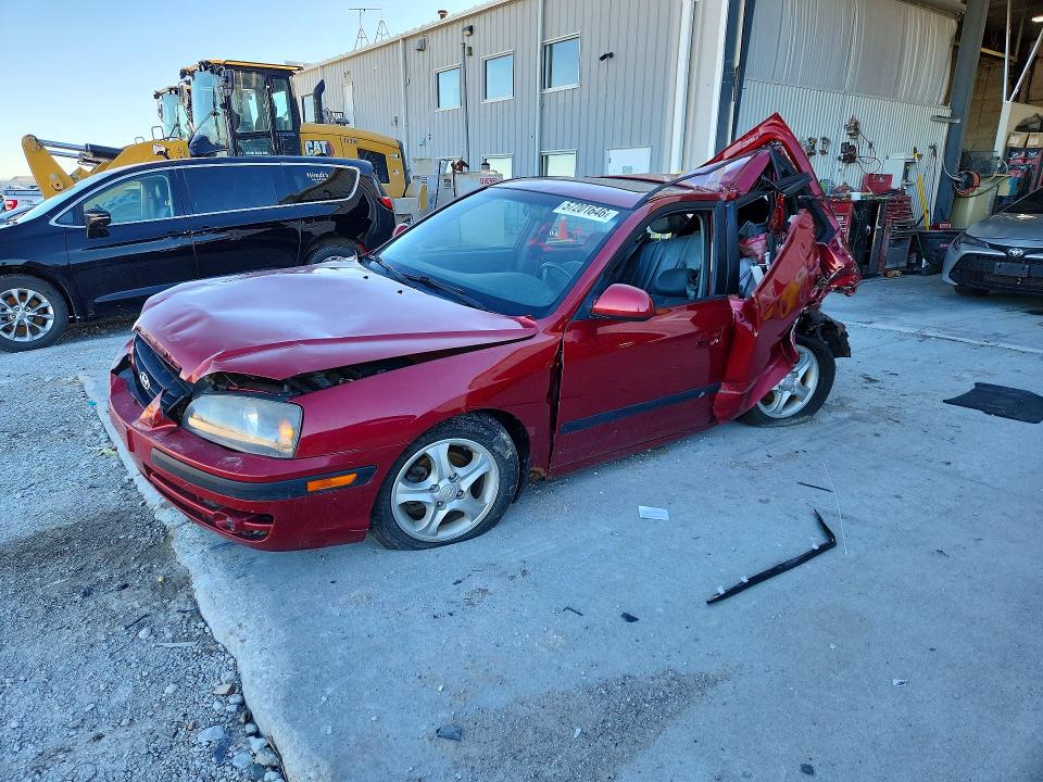 57201646 :رقم المزاد ، KMHDN56D34U112845 vin ، 2004 Hyundai Elantra مزاد بيع