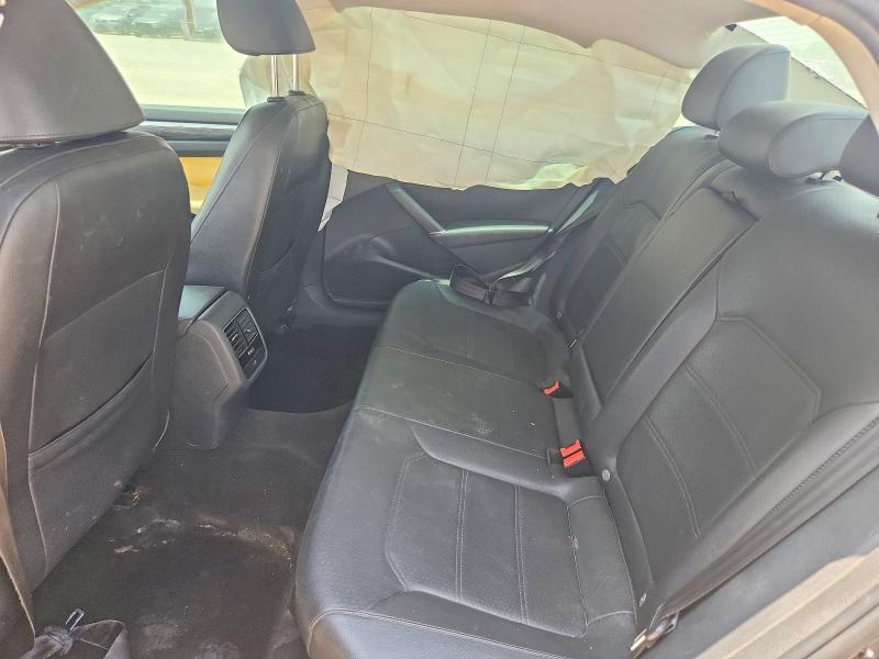 55944896 :رقم المزاد ، 1VWBS7A38GC045374 vin ، 2016 Volkswagen Passat مزاد بيع