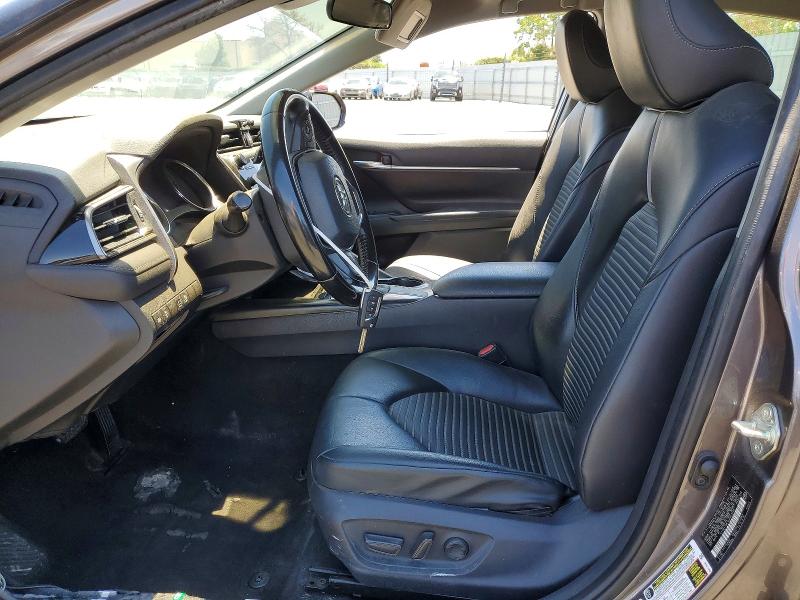 2020 Toyota Camry მანქანა იყიდება აუქციონზე, vin: 4T1G11AK1LU941726, აუქციონის ნომერი: 55413966