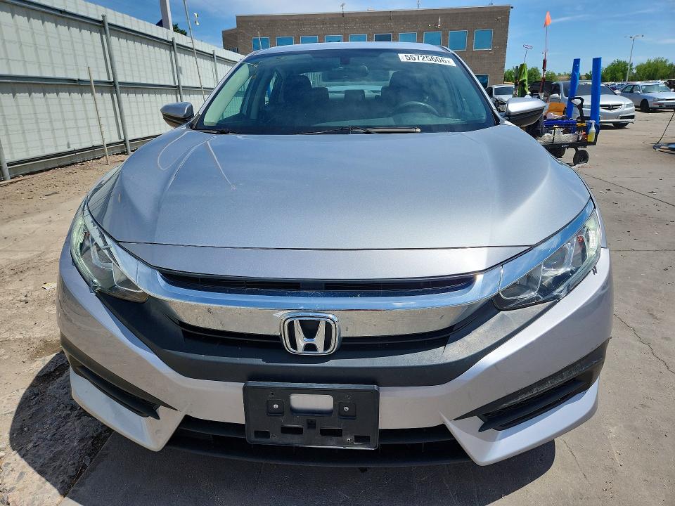 Aukcja sprzedaży 2018 Honda Civic, vin: 2HGFC2F55JH601175, numer aukcji: 55725606