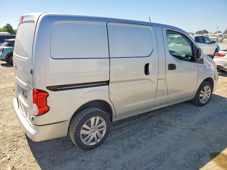 2015 Nissan Nv200 მანქანა იყიდება აუქციონზე, vin: 3N6CM0KN3FK707070, აუქციონის ნომერი: 55783016