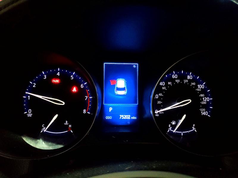 57514236 :رقم المزاد ، NMTKHMBX0JR054642 vin ، 2018 Toyota C-hr مزاد بيع