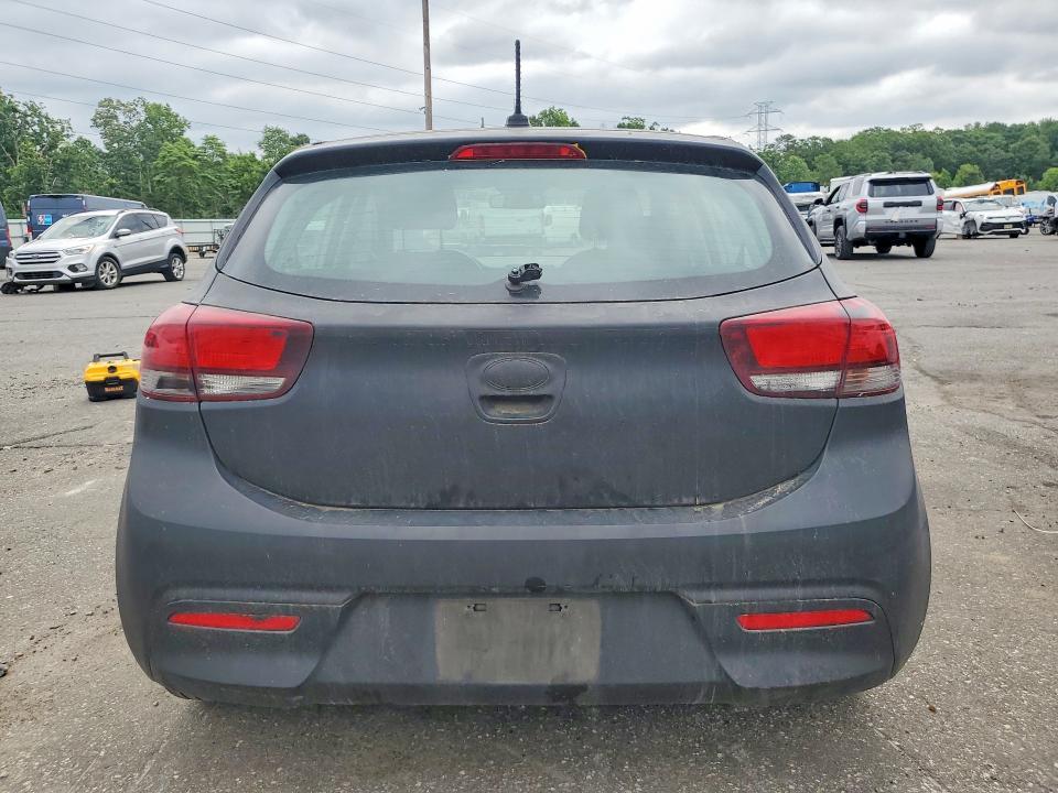 56873486 :رقم المزاد ، 3KPA25AB0JE091663 vin ، 2018 Kia Rio 5-door مزاد بيع