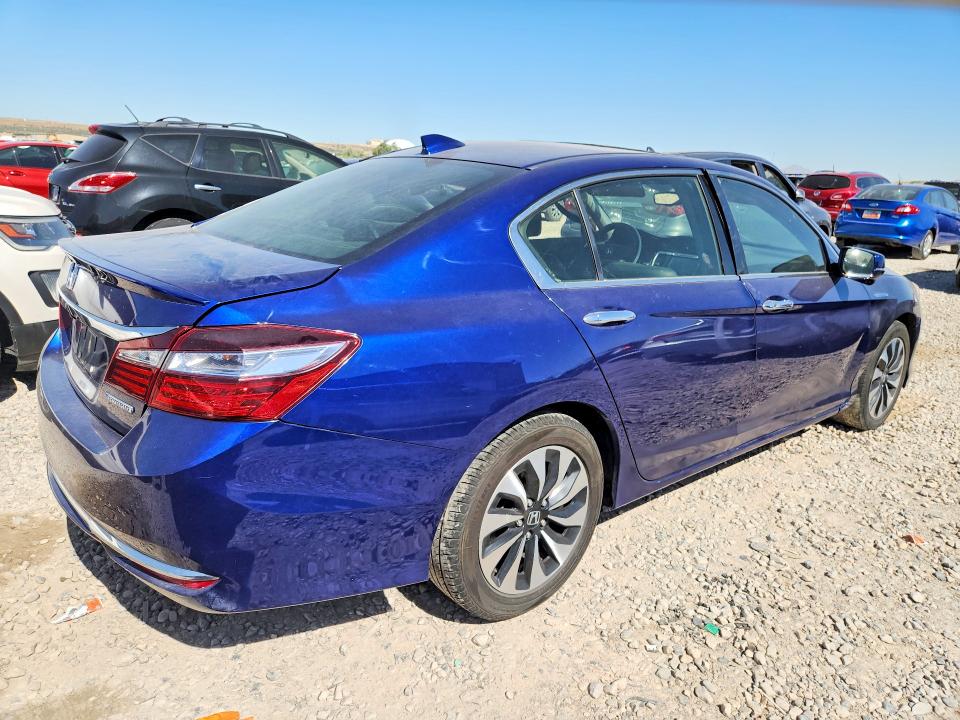 2017 Honda Accord მანქანა იყიდება აუქციონზე, vin: JHMCR6F56HC001980, აუქციონის ნომერი: 56156856