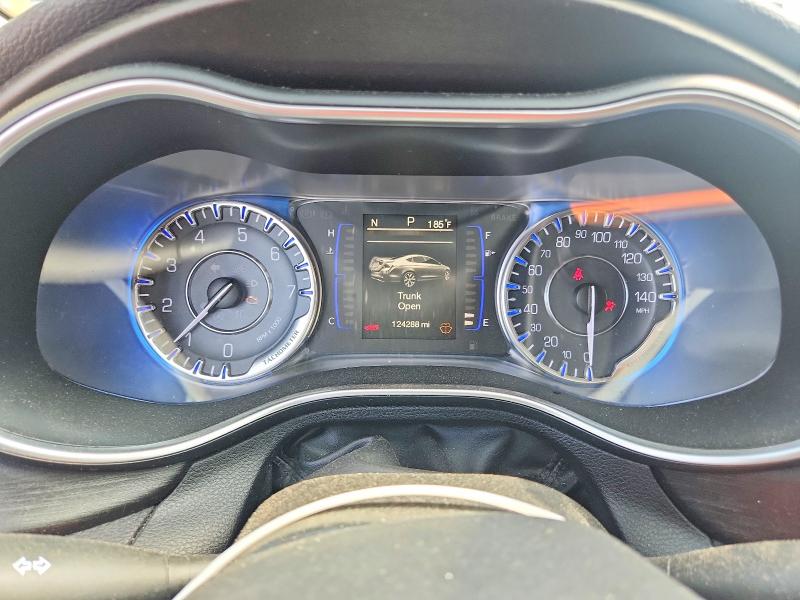 Продаж на аукціоні авто 2015 Chrysler 200, vin: 1C3CCCAB2FN641401, номер лоту: 57123946