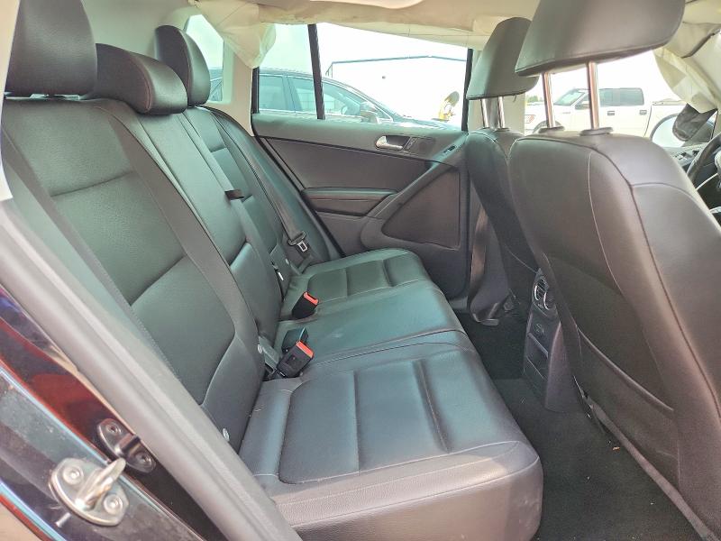 Auction sale of the 2017 Volkswagen Tiguan, vin: WVGRV7AXXHK012732, lot number: 55363716