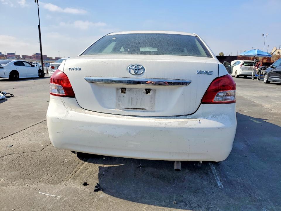 57768676 :رقم المزاد ، JTDBT923471119704 vin ، 2007 Toyota Yaris مزاد بيع