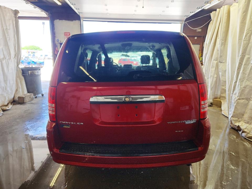 57162806 :رقم المزاد ، 2A4RR4DE2AR250111 vin ، 2010 Chrysler Town & Country مزاد بيع