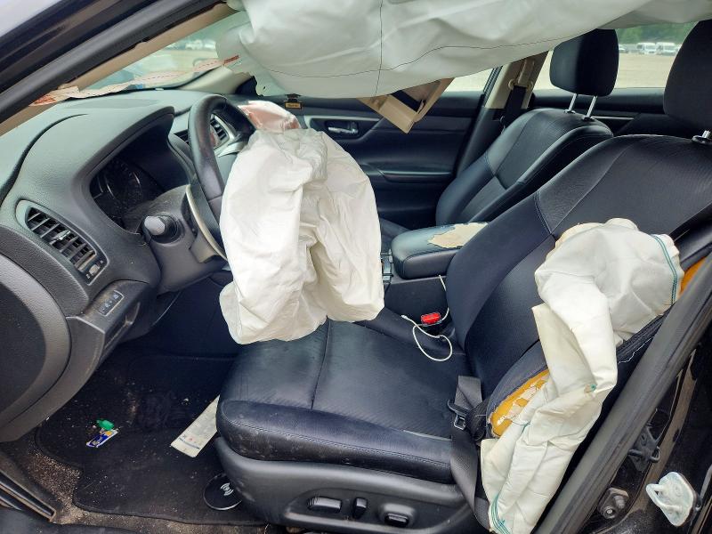 2018 Nissan Altima მანქანა იყიდება აუქციონზე, vin: 1N4AL3AP7JC232917, აუქციონის ნომერი: 58622406