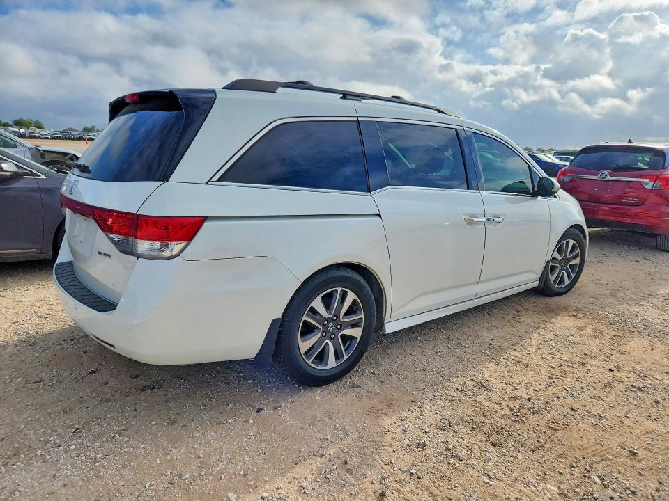 57001496 :رقم المزاد ، 5FNRL5H97FB033568 vin ، 2015 Honda Odyssey مزاد بيع