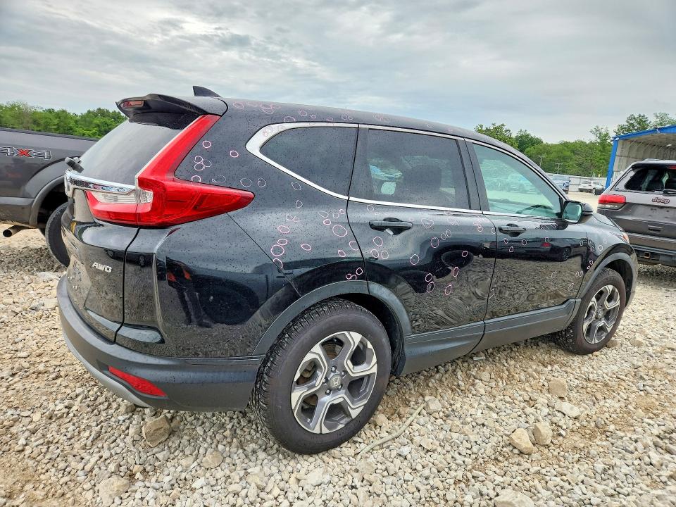 54798036 :رقم المزاد ، 7FARW2H56JE000822 vin ، 2018 Honda Cr-v مزاد بيع