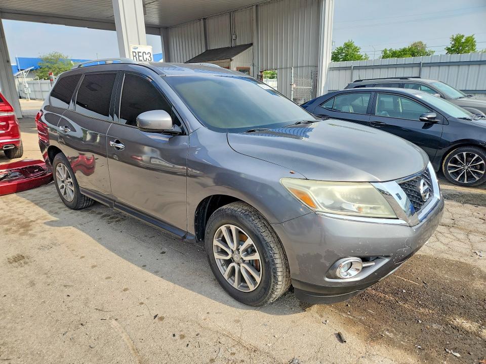 2015 Nissan Pathfinder მანქანა იყიდება აუქციონზე, vin: 5N1AR2MN1FC646890, აუქციონის ნომერი: 56533566