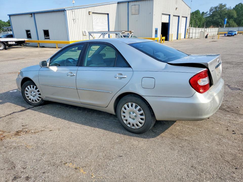 58636046 :رقم المزاد ، 4T1BE32K74U856657 vin ، 2004 Toyota Camry مزاد بيع