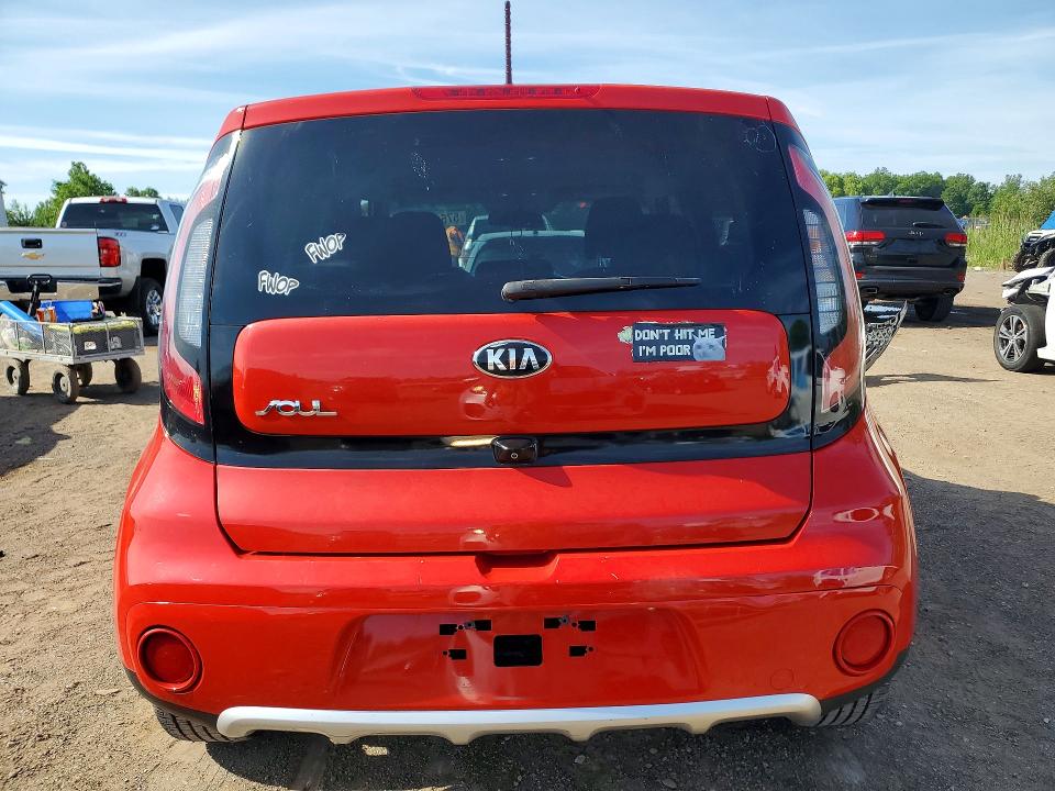 Продаж на аукціоні авто 2017 Kia Soul, vin: KNDJP3A5XH7464458, номер лоту: 57612766
