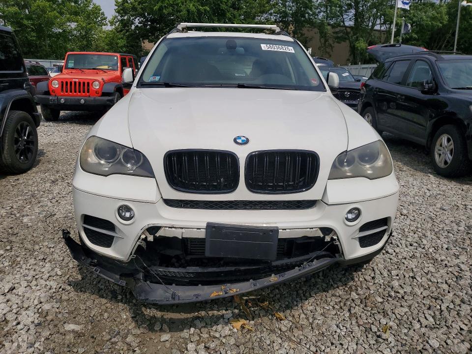 58036826 :رقم المزاد ، 5UXZV4C54D0B17479 vin ، 2013 Bmw X5 مزاد بيع