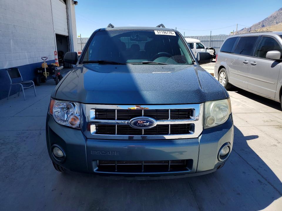 2010 Ford Escape მანქანა იყიდება აუქციონზე, vin: 1FMCU0D72AKC44856, აუქციონის ნომერი: 57196776