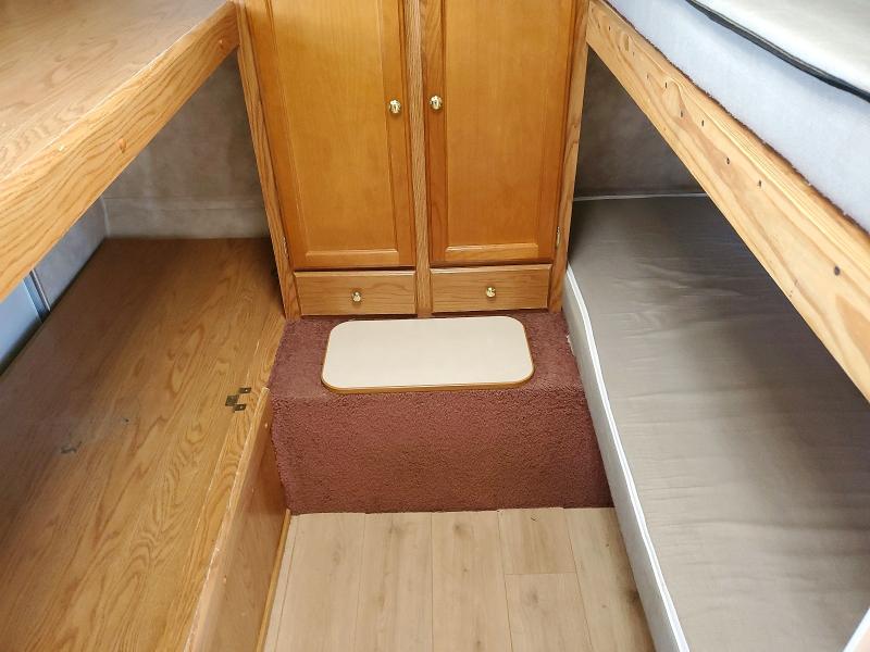 Продажа на аукционе авто 2005 Keystone Rv Springdale Series, vin: 4YDT372235C121796, номер лота: 54722656