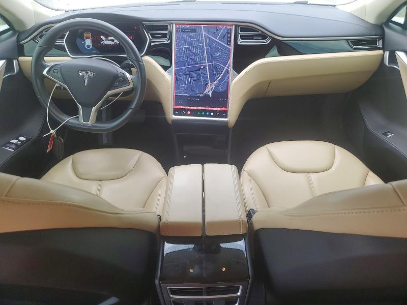 2015 Tesla Model S მანქანა იყიდება აუქციონზე, vin: 5YJSA1H1XFFP70936, აუქციონის ნომერი: 55724146