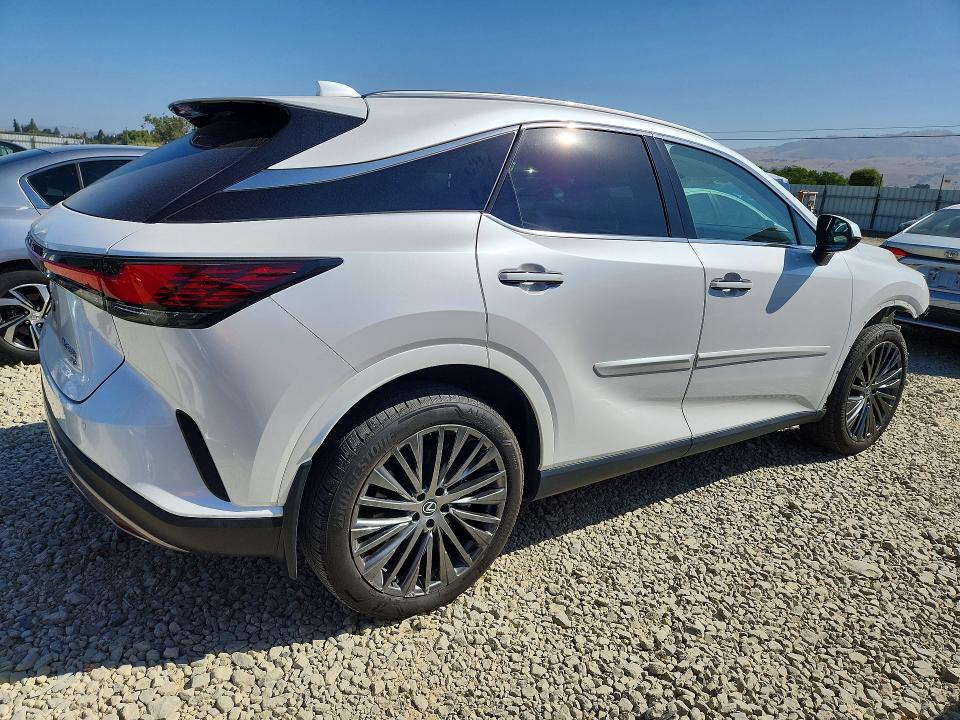 57548516 :رقم المزاد ، 2T2BBMCAXPC013946 vin ، 2023 Lexus Rx 350h مزاد بيع