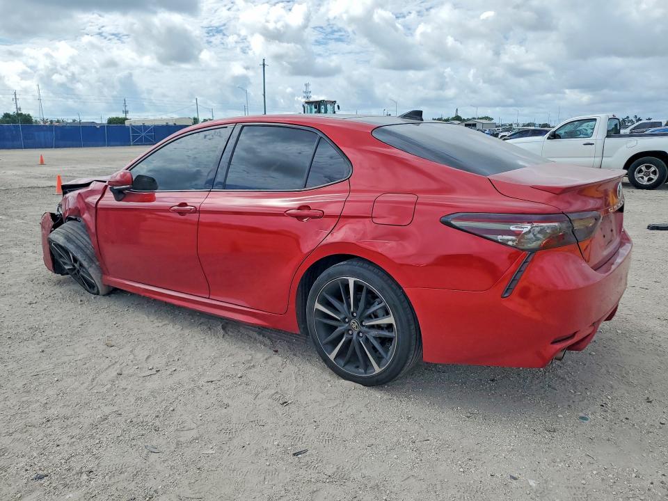 57195676 :رقم المزاد ، 4T1K61AK5LU396755 vin ، 2020 Toyota Camry مزاد بيع