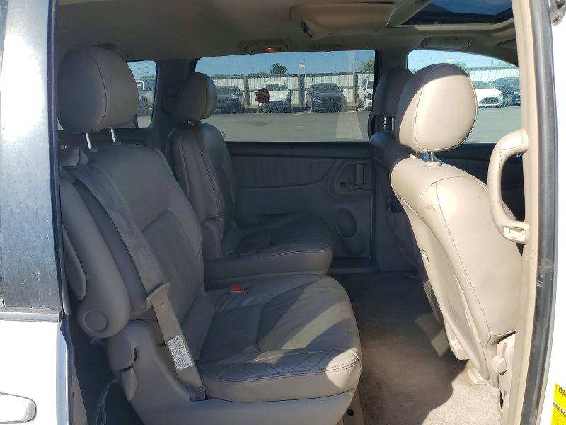 2004 Toyota Sienna მანქანა იყიდება აუქციონზე, vin: 5TDZA22C74S120405, აუქციონის ნომერი: 55277696