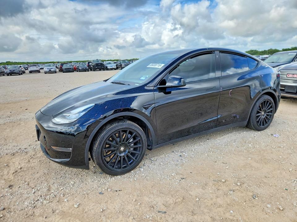 Продажа на аукционе авто 2022 Tesla Model Y, vin: 7SAYGAEE9NF337349, номер лота: 55038716