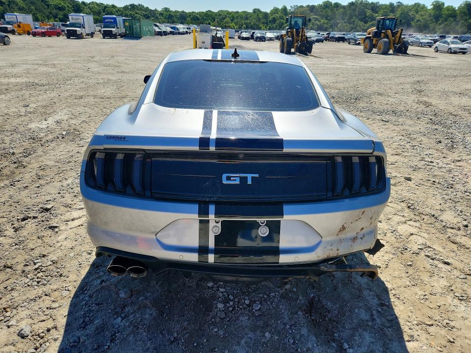 2022 Ford Mustang მანქანა იყიდება აუქციონზე, vin: 1FA6P8CF2N5132858, აუქციონის ნომერი: 56327226