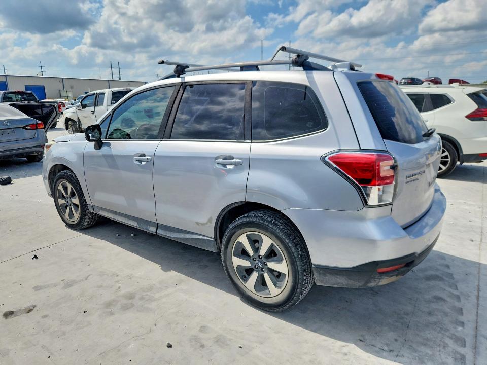 53756756 :رقم المزاد ، JF2SJABC1HH810318 vin ، 2017 Subaru Forester مزاد بيع