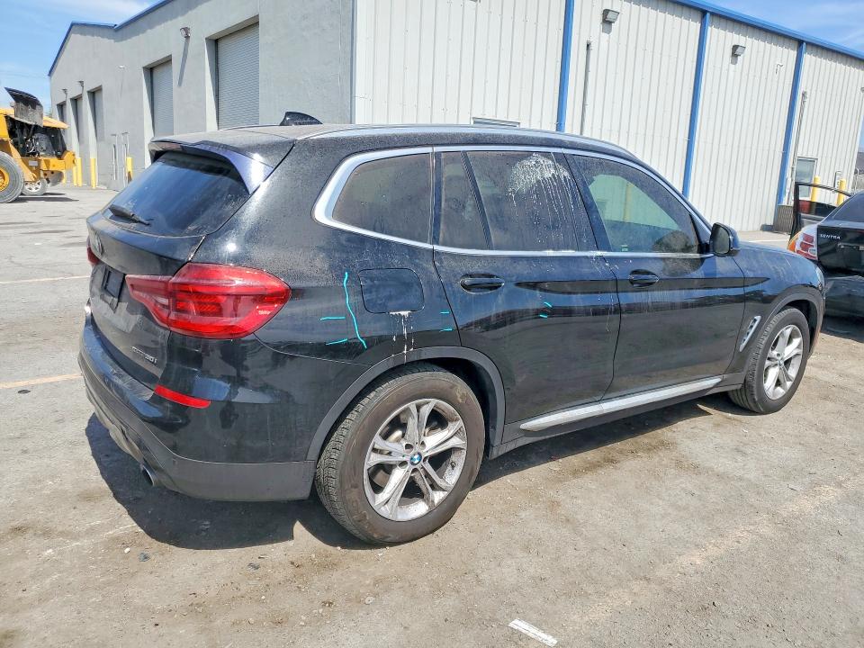 55590436 :رقم المزاد ، 5UXTR7C55KLE98671 vin ، 2019 Bmw X3 مزاد بيع