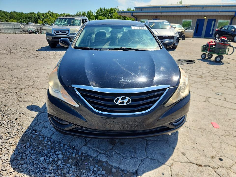 57765336 :رقم المزاد ، 5NPEB4AC4DH674676 vin ، 2013 Hyundai Sonata مزاد بيع