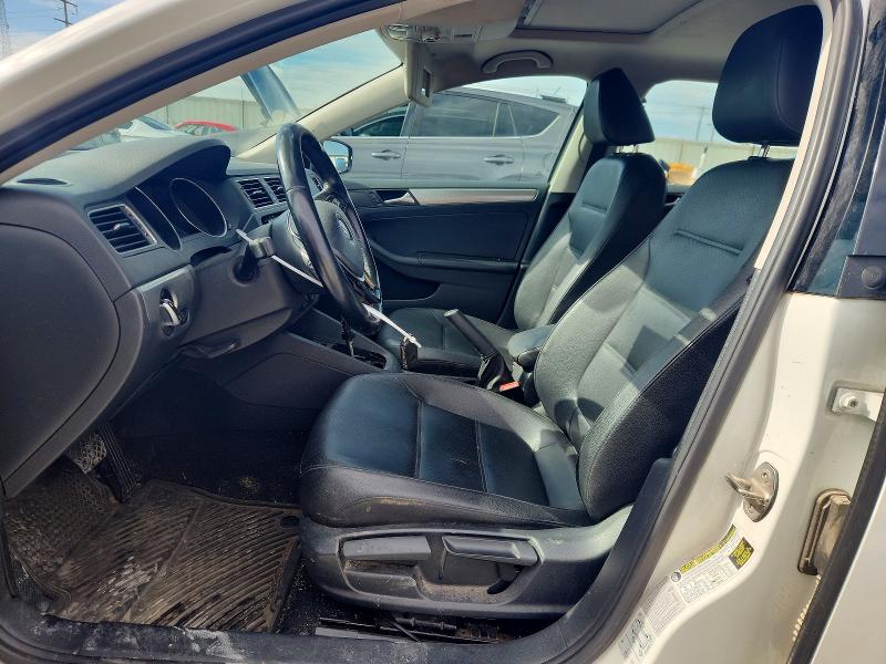 57177666 :رقم المزاد ، 3VWDB7AJ0HM207456 vin ، 2017 Volkswagen Jetta مزاد بيع