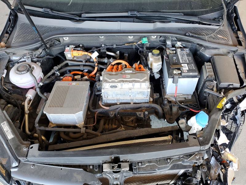 2019 Volkswagen E-golf მანქანა იყიდება აუქციონზე, vin: WVWKR7AU7KW915873, აუქციონის ნომერი: 56830286
