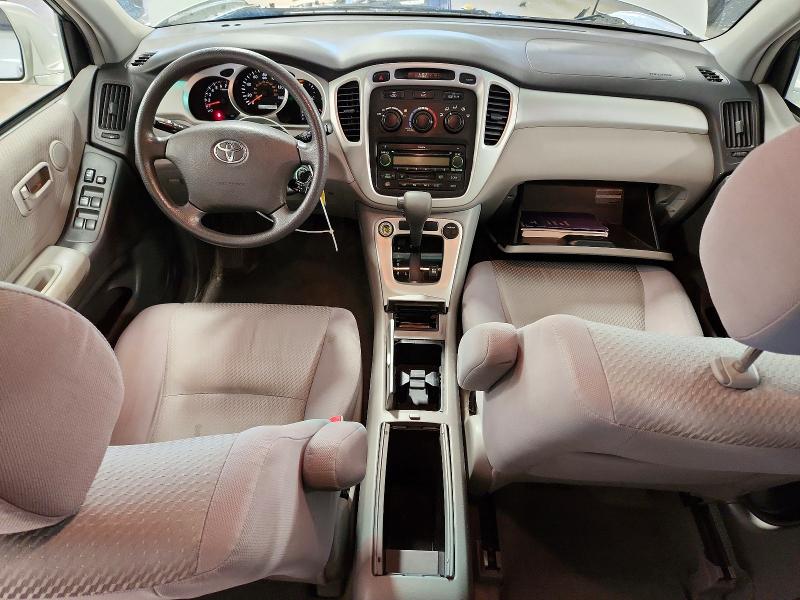 58481456 :رقم المزاد ، JTEEP21A050135650 vin ، 2005 Toyota Highlander مزاد بيع