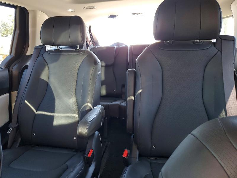 57168586 :رقم المزاد ، KNDNE5H32R6424003 vin ، 2024 Kia Carnival مزاد بيع
