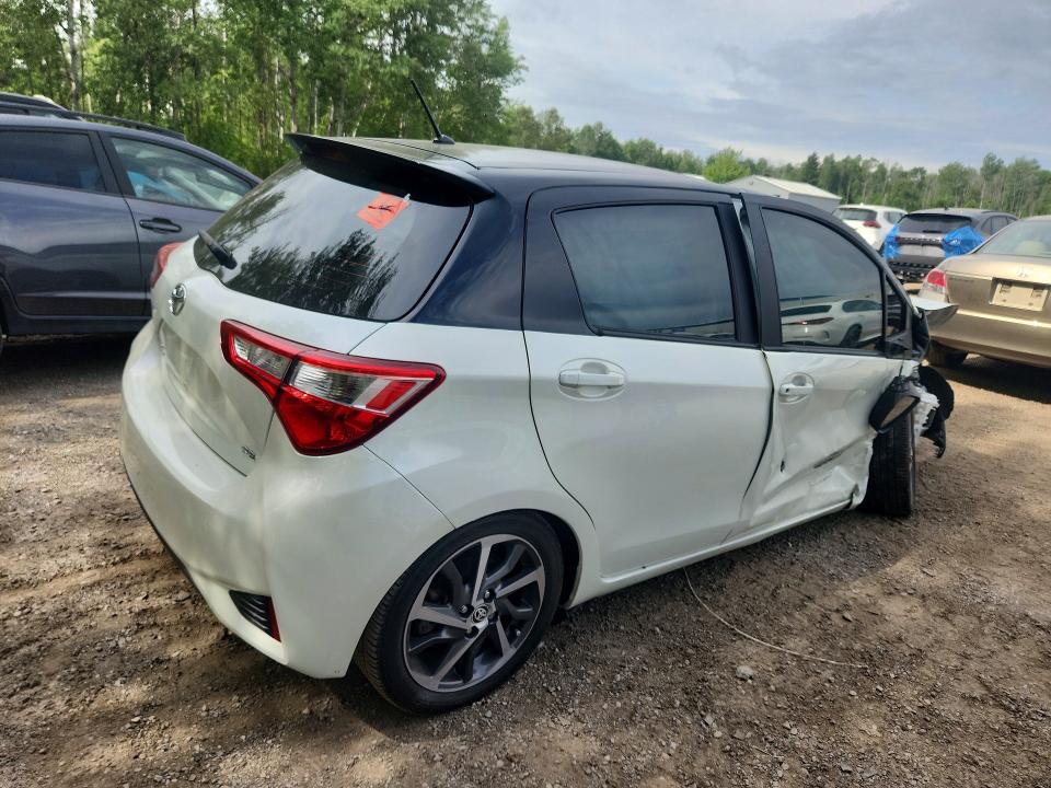 2018 Toyota Yaris 4d მანქანა იყიდება აუქციონზე, vin: VNKKTUD33JA090145, აუქციონის ნომერი: 57224806