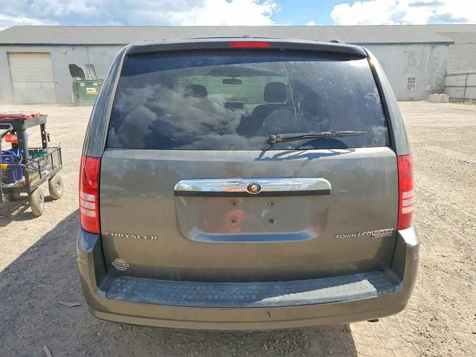 58013286 :رقم المزاد ، 2A4RR5D10AR423286 vin ، 2010 Chrysler Town & Country مزاد بيع