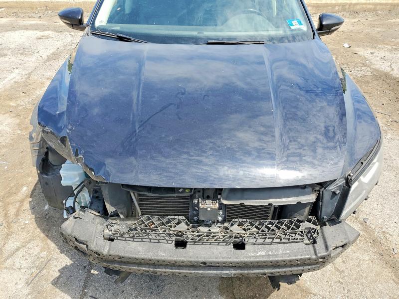 59087586 :رقم المزاد ، 1VWLA7A38KC009085 vin ، 2019 Volkswagen Passat مزاد بيع