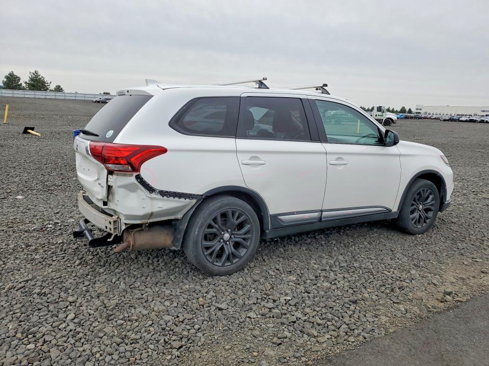 Продаж на аукціоні авто 2017 Mitsubishi Outlander, vin: JA4AZ2A30HZ017560, номер лоту: 55004516