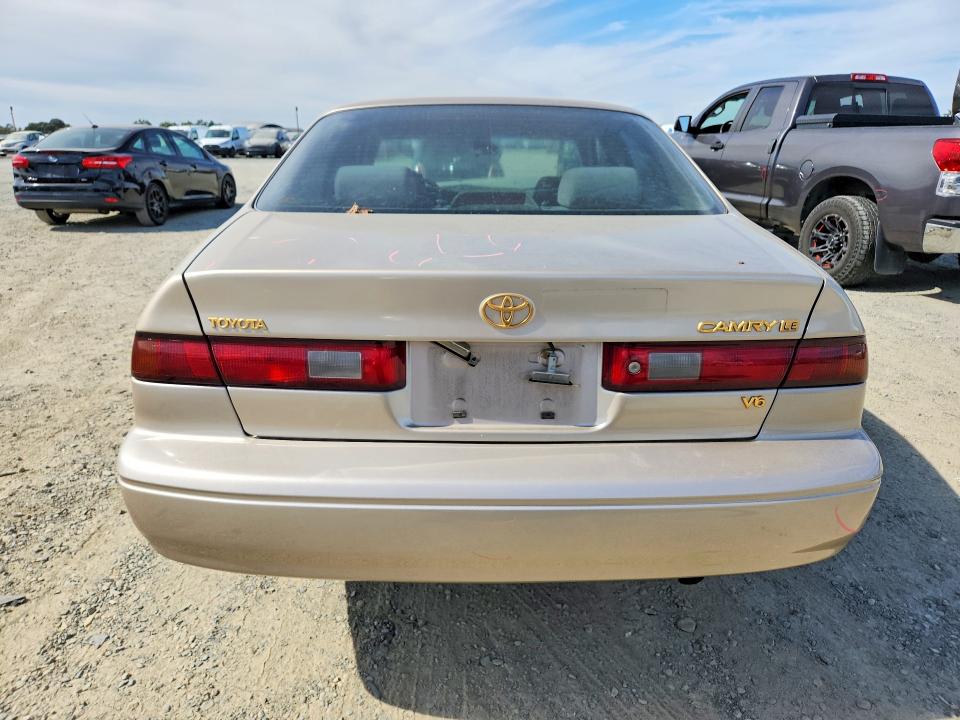 1999 Toyota Camry მანქანა იყიდება აუქციონზე, vin: JT2BF22K2X0164211, აუქციონის ნომერი: 85629125