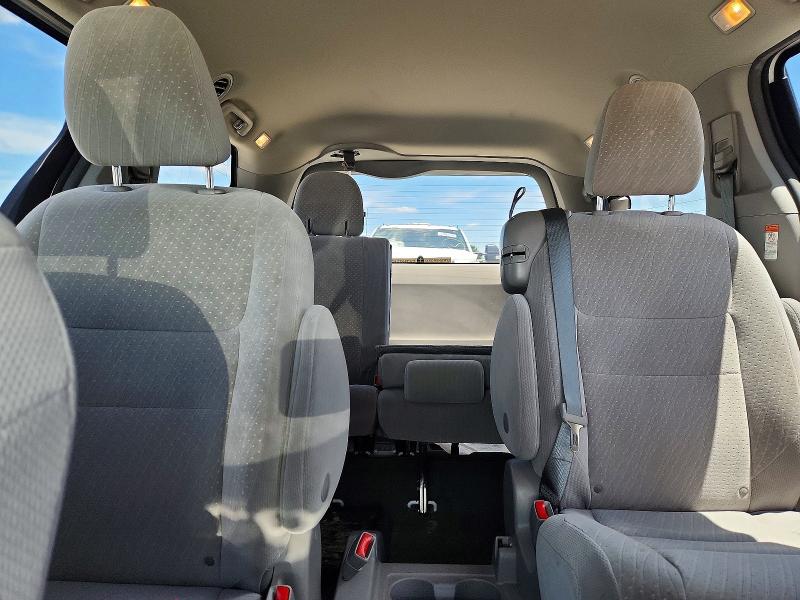 55943016 :رقم المزاد ، 5TDKZ3DCXKS966313 vin ، 2019 Toyota Sienna مزاد بيع