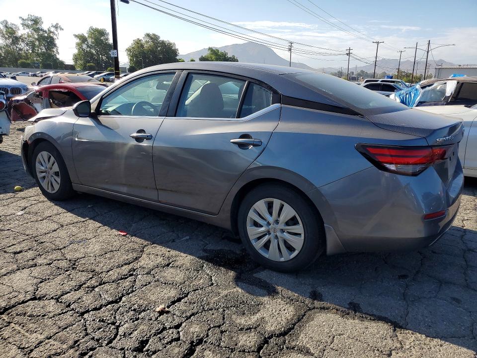 57240496 :رقم المزاد ، 3N1AB8BV5NY240604 vin ، 2022 Nissan Sentra مزاد بيع