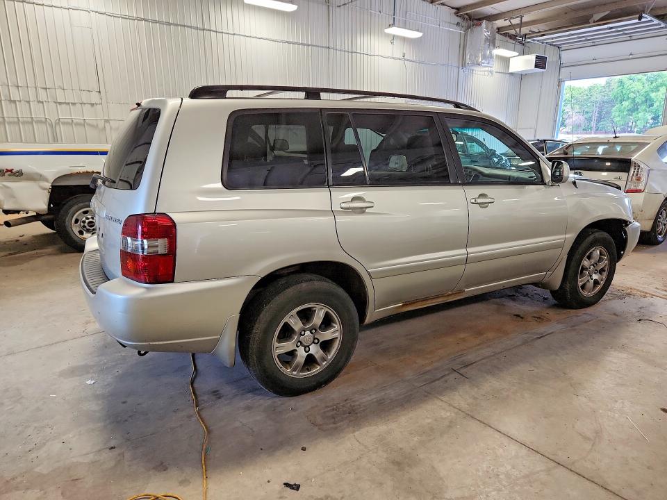 58481456 :رقم المزاد ، JTEEP21A050135650 vin ، 2005 Toyota Highlander مزاد بيع