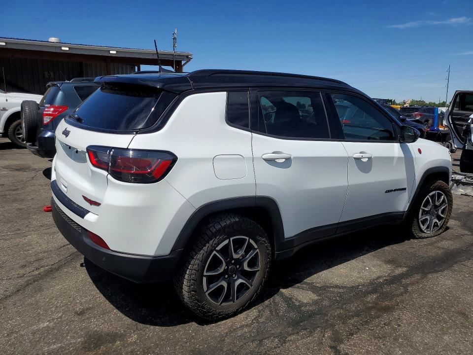 2025 Jeep Compass მანქანა იყიდება აუქციონზე, vin: 3C4NJDDNXST520907, აუქციონის ნომერი: 57383846