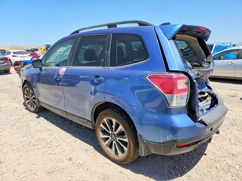 56399946 :رقم المزاد ، JF2SJGEC8HH401747 vin ، 2017 Subaru Forester مزاد بيع