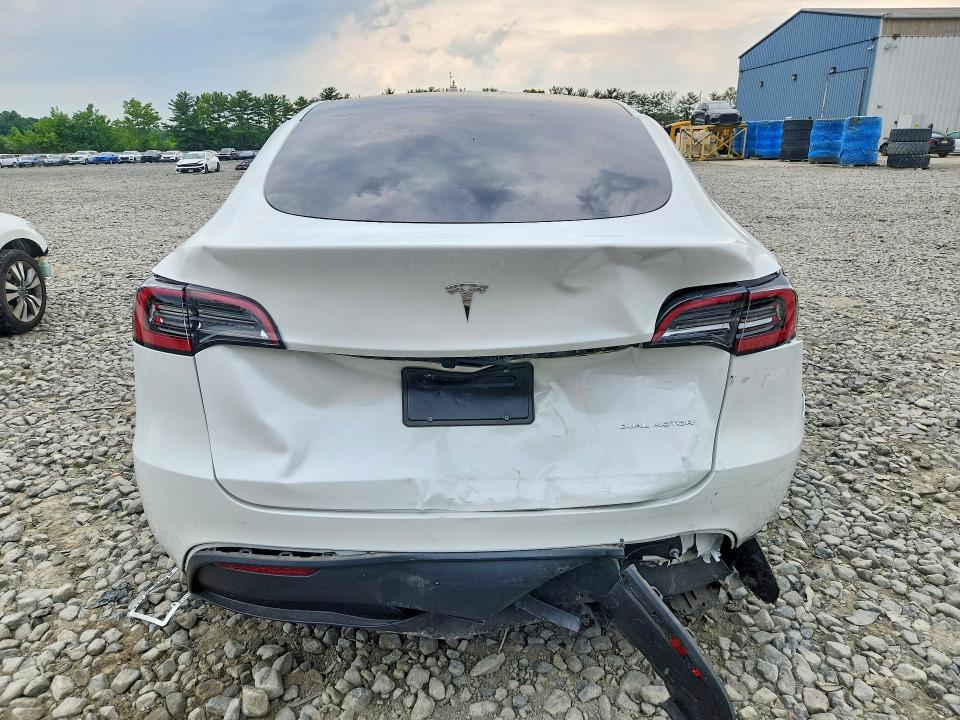 Продаж на аукціоні авто 2024 Tesla Model Y, vin: 7SAYGDEEXRA265744, номер лоту: 58128816