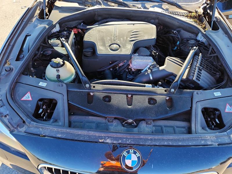 55593536 :رقم المزاد ، WBA5A7C58FG143584 vin ، 2015 Bmw 528 مزاد بيع