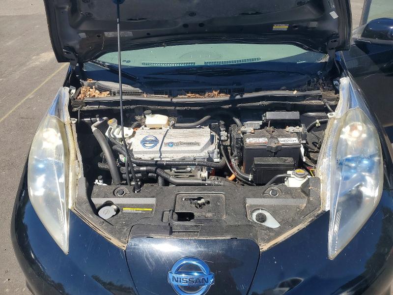 2011 Nissan Leaf მანქანა იყიდება აუქციონზე, vin: JN1AZ0CP5BT000616, აუქციონის ნომერი: 57350626